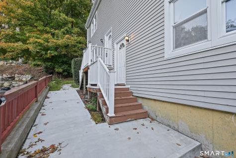 6 Irving Place Danbury CT 06810
