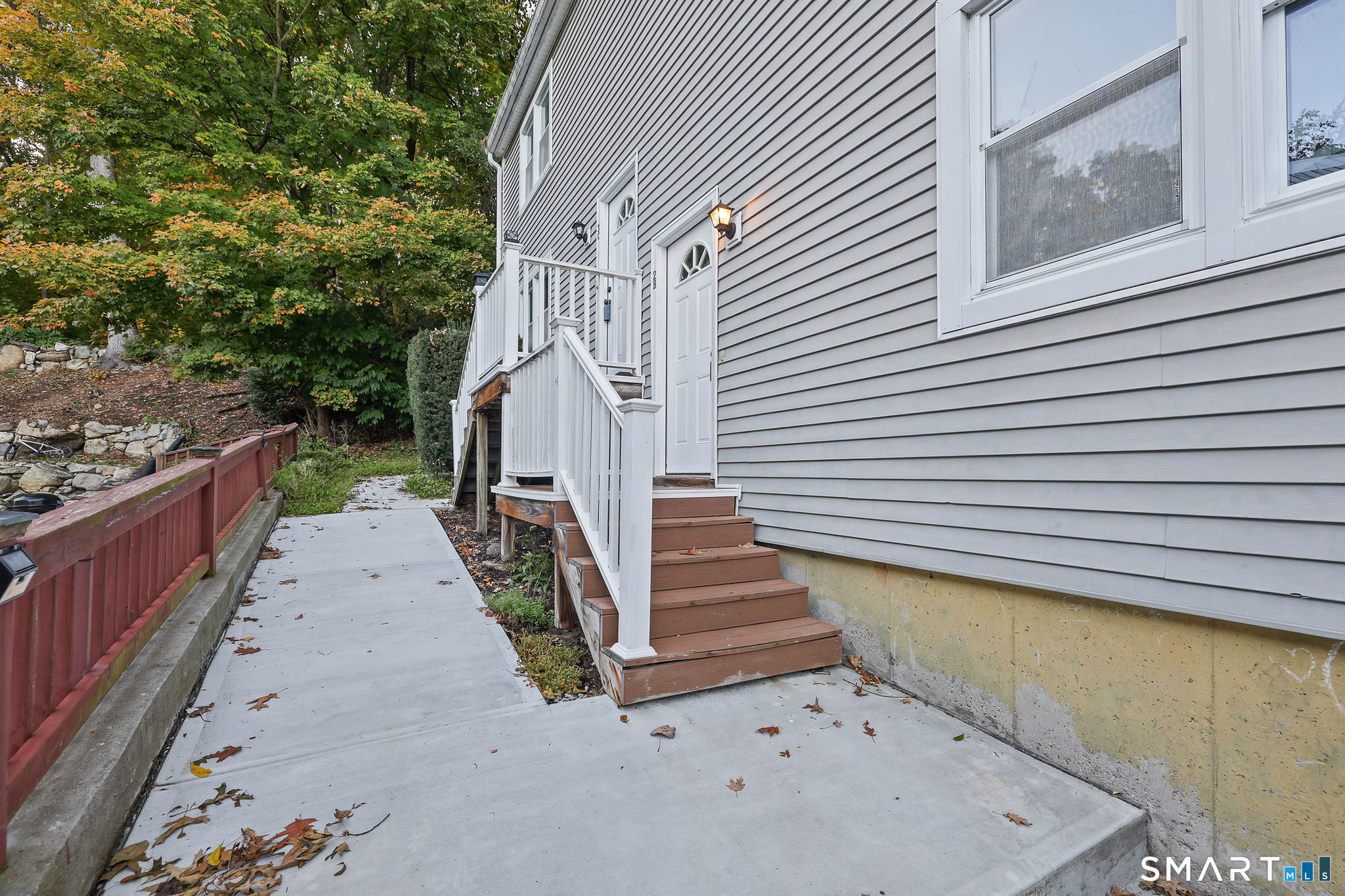 Danbury CT, 6 Irving Place, Unit 2B