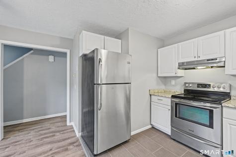 6 Irving Place Danbury CT 06810