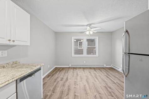 6 Irving Place Danbury CT 06810
