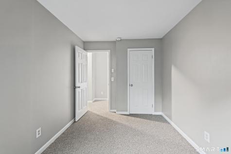 6 Irving Place Danbury CT 06810