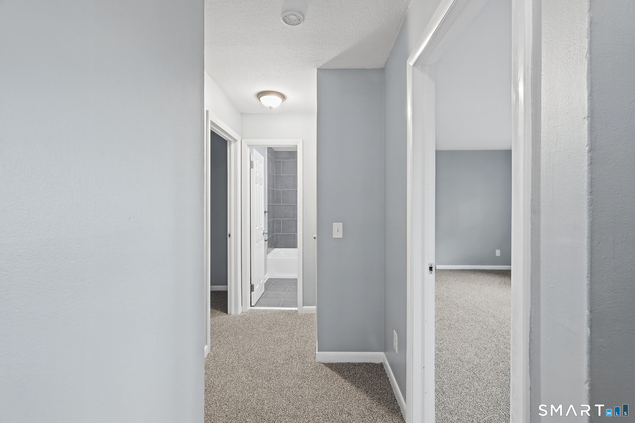 6 Irving Place Danbury CT 06810