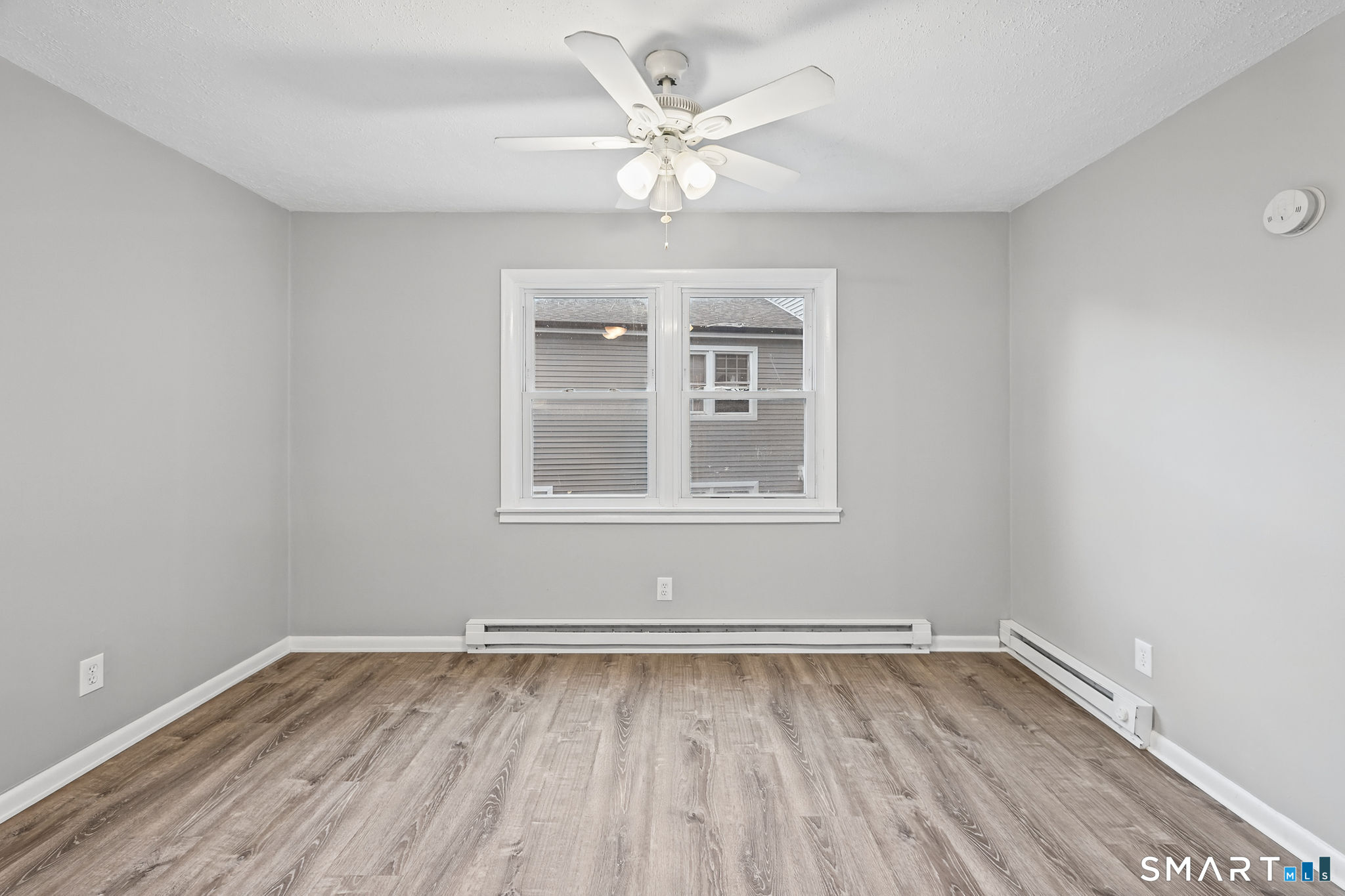 6 Irving Place Danbury CT 06810