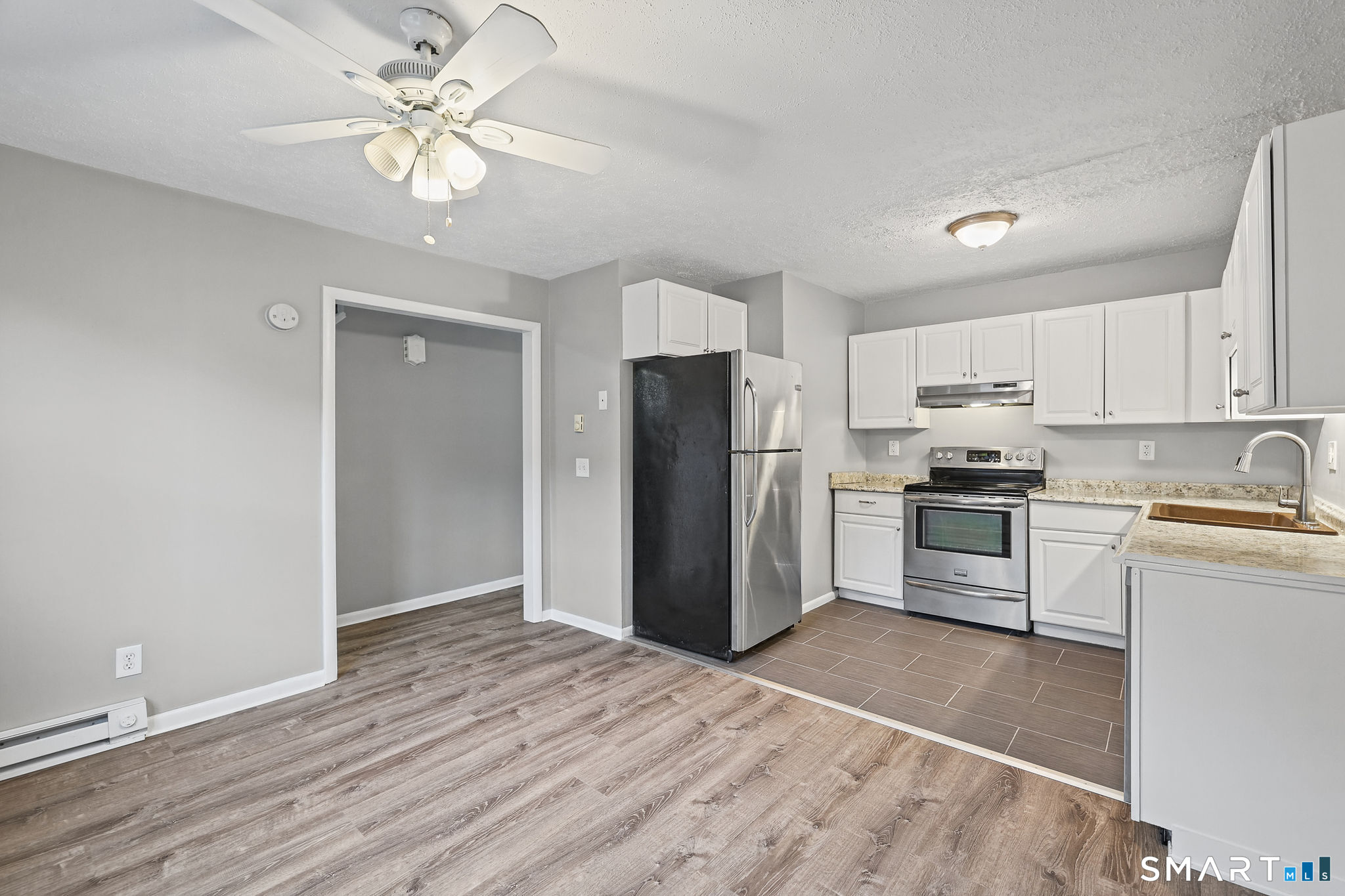 6 Irving Place Danbury CT 06810
