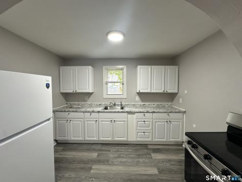 82 West Coit Street New London CT 06320
