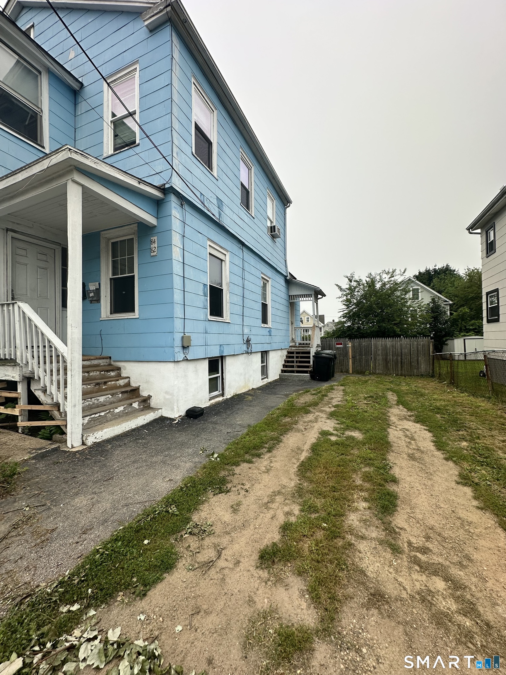 82 West Coit Street New London CT 06320