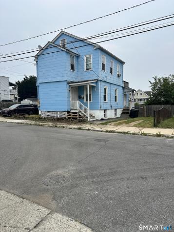 82 West Coit Street New London CT 06320