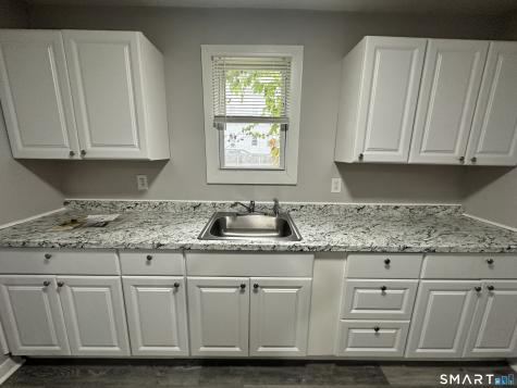 82 West Coit Street New London CT 06320