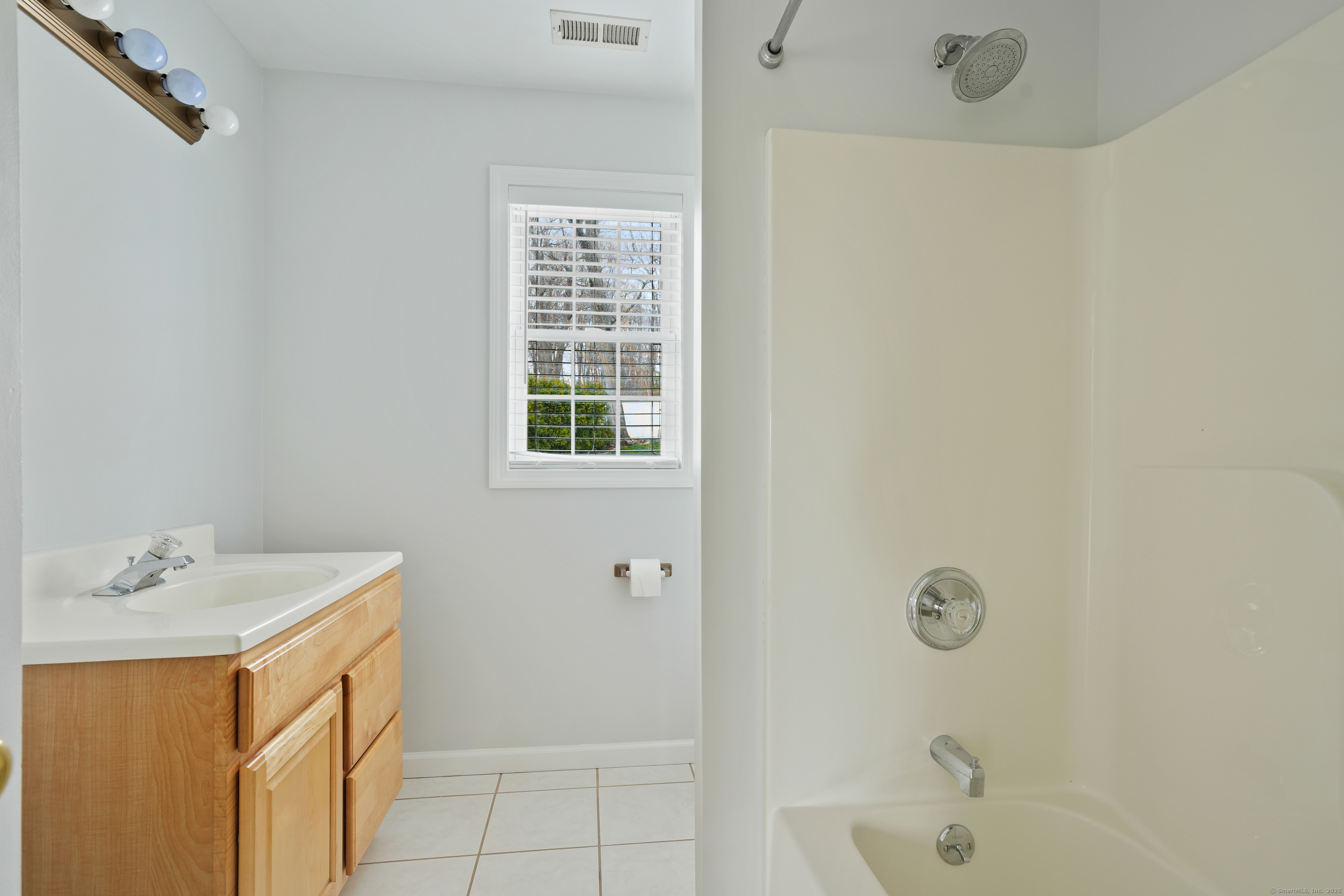 93 Rockwood Avenue Ansonia CT 06401