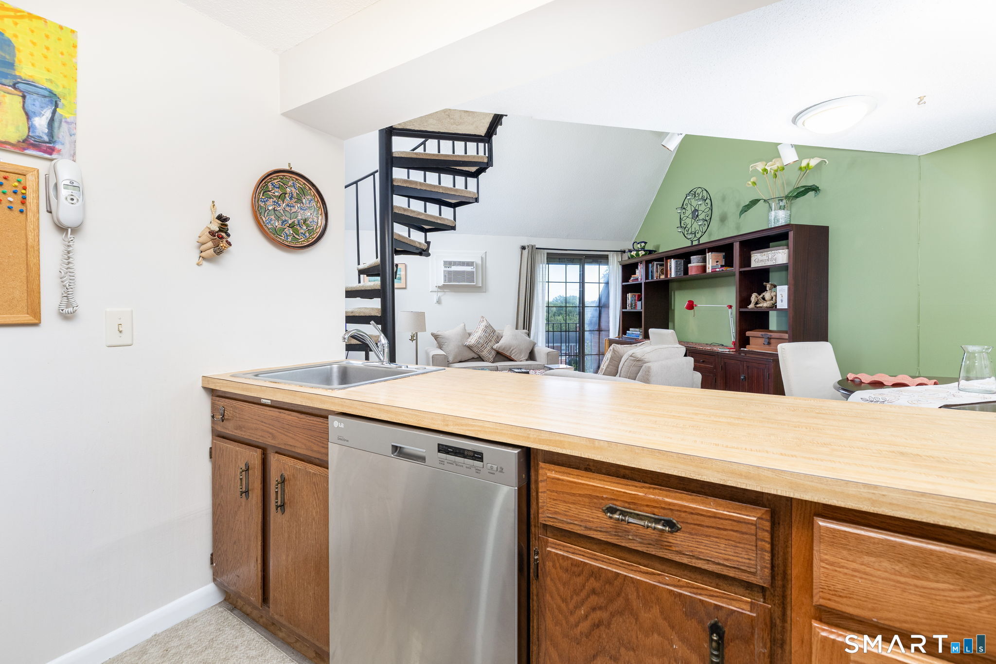 181 Loomis Drive West Hartford CT 06107
