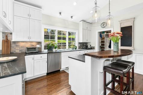 9 Dancing Bear Road Norwalk CT 06853