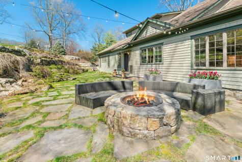 9 Dancing Bear Road Norwalk CT 06853