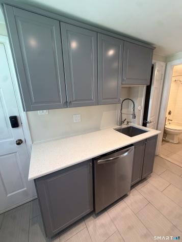 6 Prior Avenue Plainville CT 06062