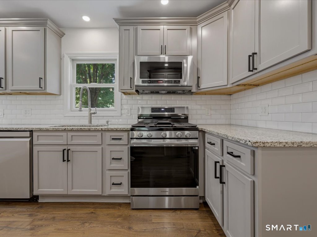 22 Argonne Terrace Seymour CT 06483