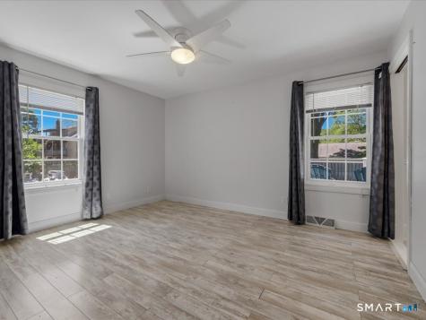 22 Argonne Terrace Seymour CT 06483