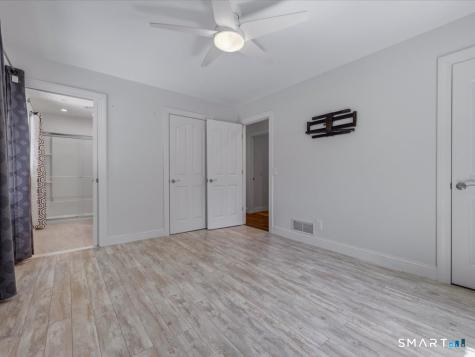 22 Argonne Terrace Seymour CT 06483