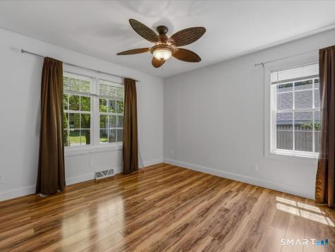 22 Argonne Terrace Seymour CT 06483