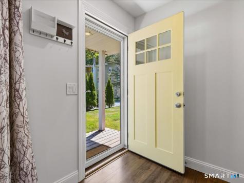 22 Argonne Terrace Seymour CT 06483