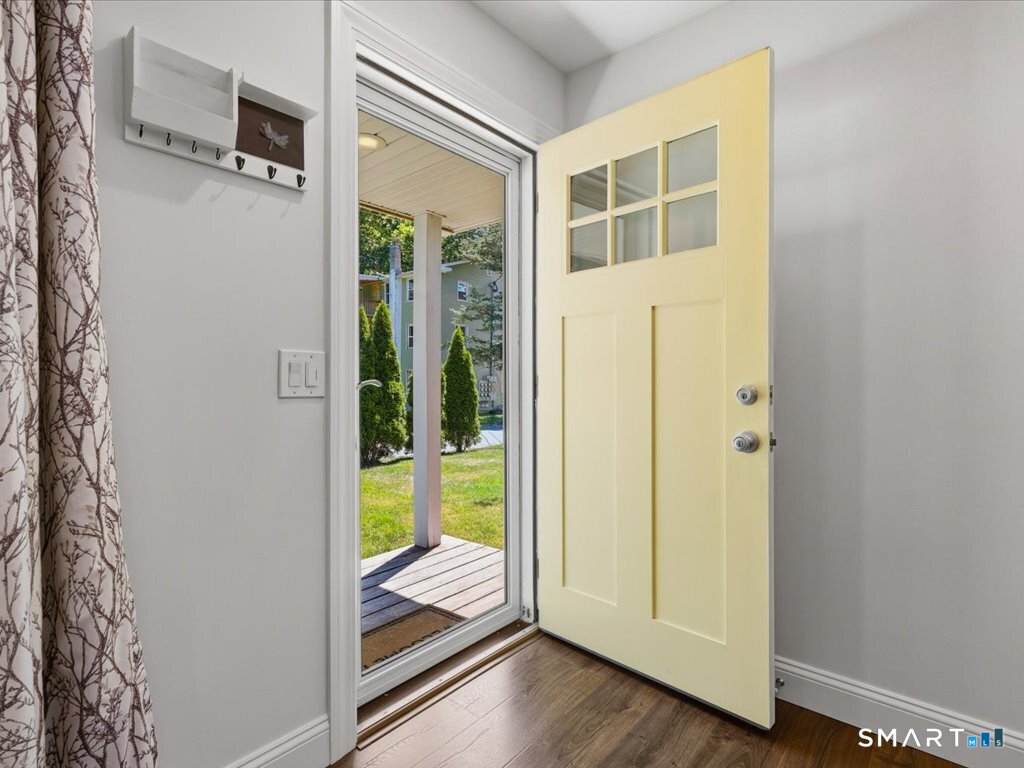 22 Argonne Terrace Seymour CT 06483