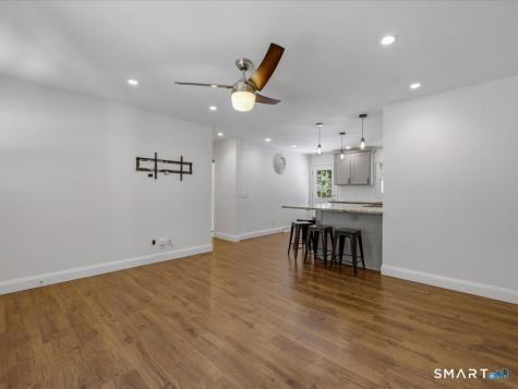 22 Argonne Terrace Seymour CT 06483