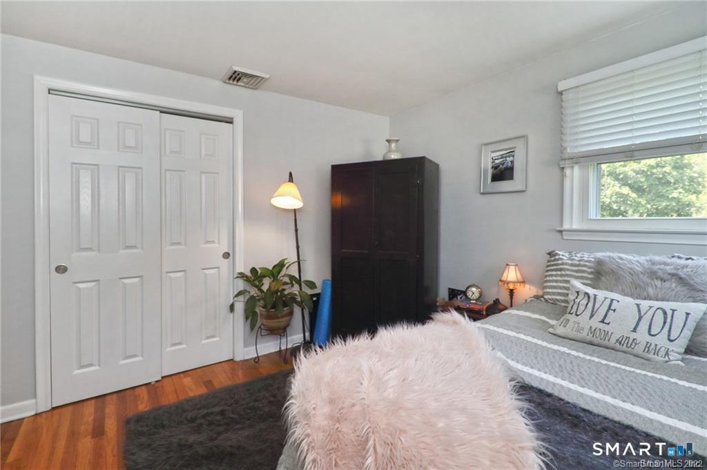 166 Hall Street New Haven CT 06512