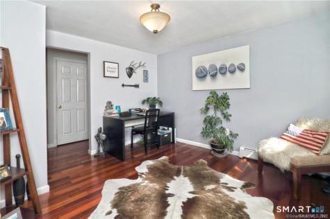 166 Hall Street New Haven CT 06512