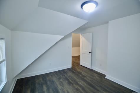 21 Nichols Street Ansonia CT 06401