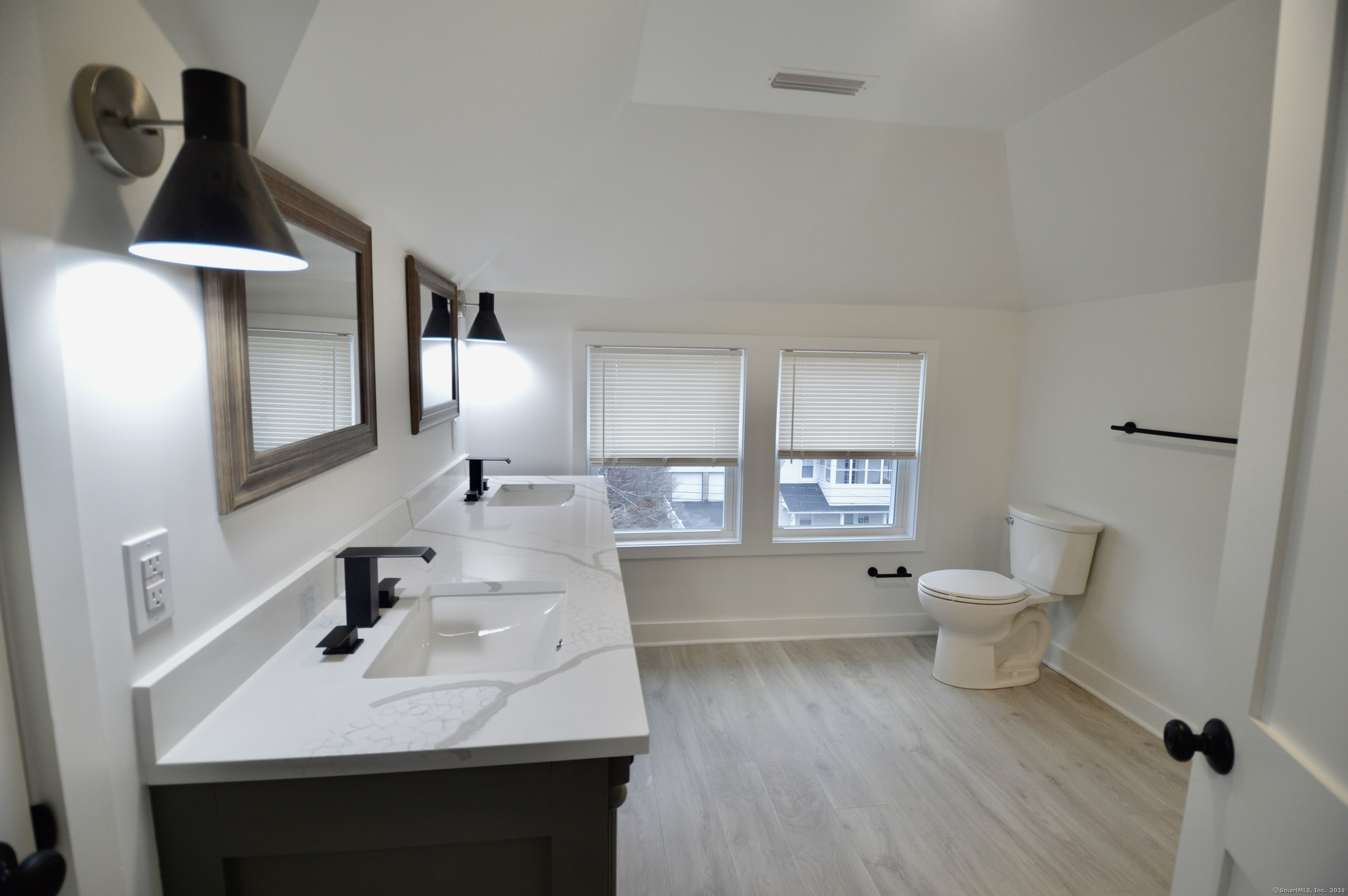 21 Nichols Street Ansonia CT 06401