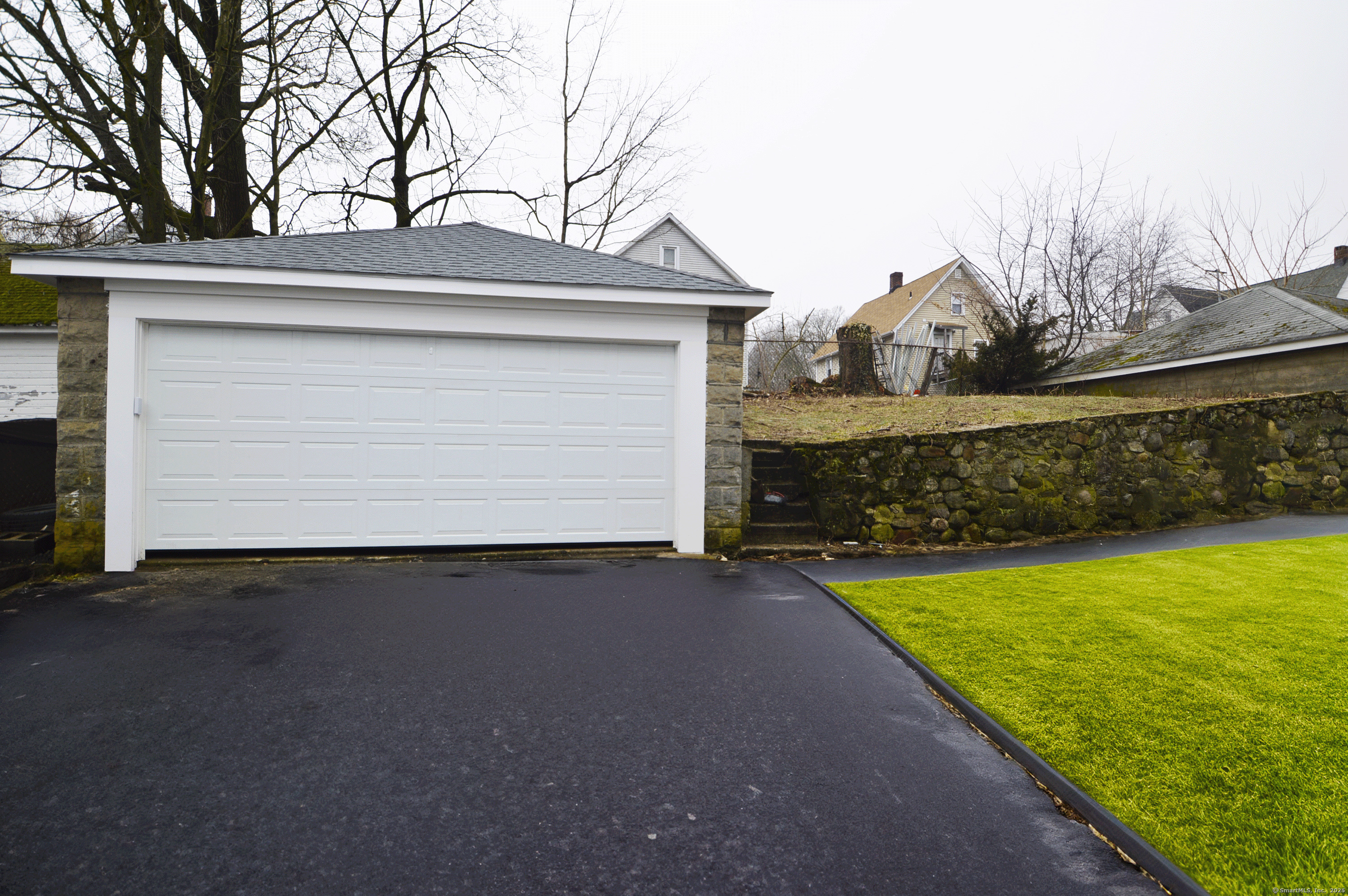 21 Nichols Street Ansonia CT 06401