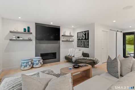 200 Hillspoint Road Westport CT 06880