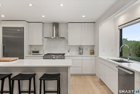 200 Hillspoint Road Westport CT 06880