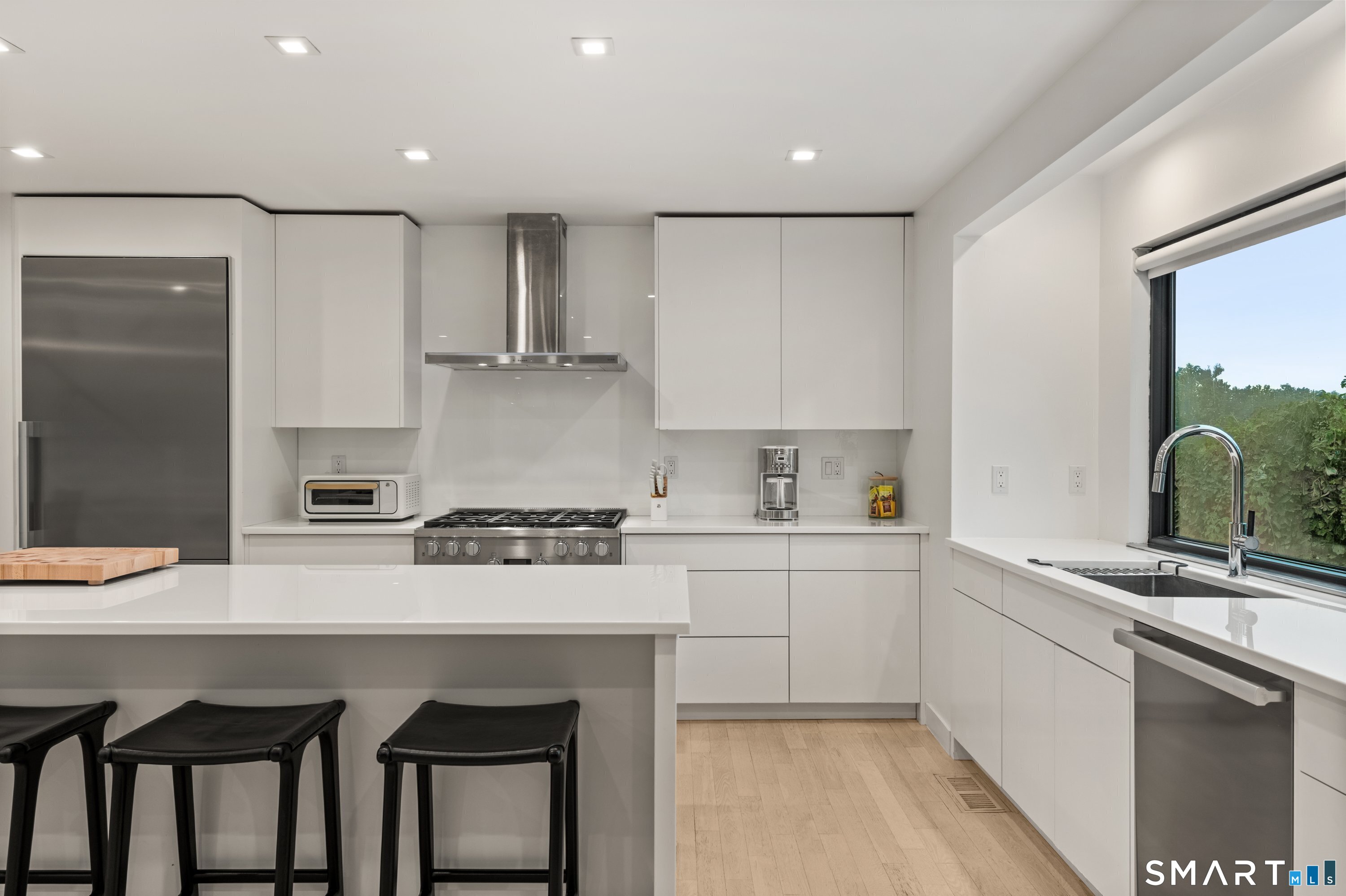 200 Hillspoint Road Westport CT 06880