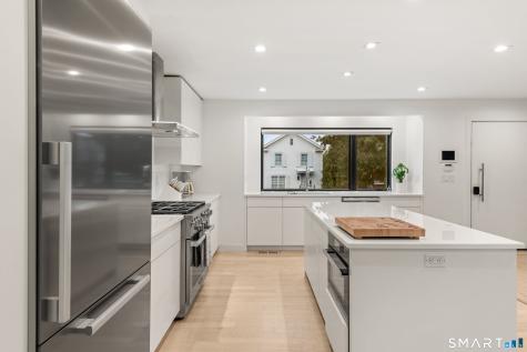 200 Hillspoint Road Westport CT 06880