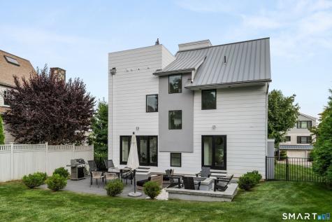 200 Hillspoint Road Westport CT 06880