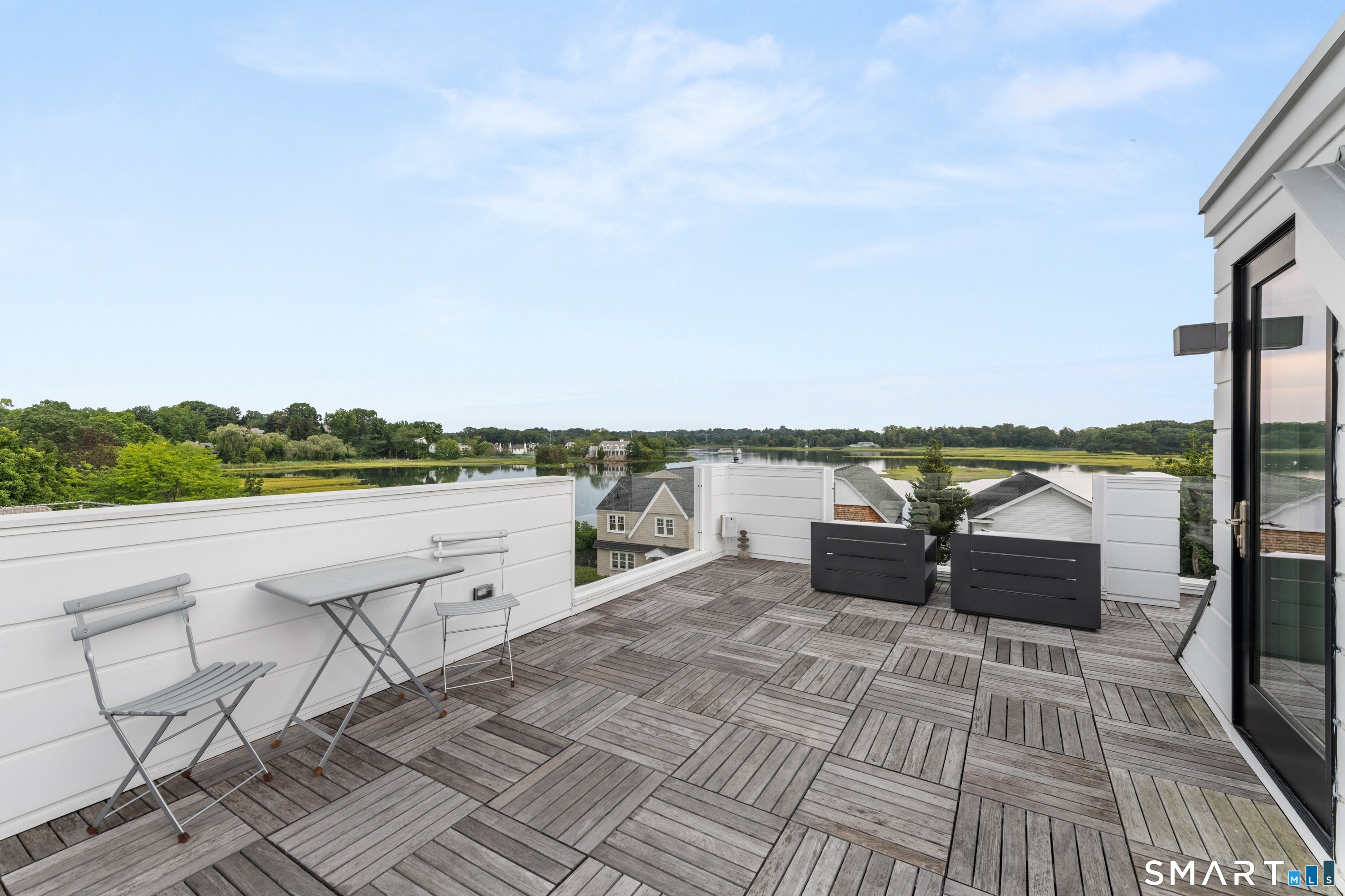 200 Hillspoint Road Westport CT 06880