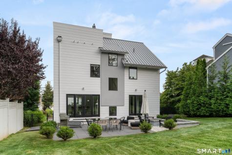 200 Hillspoint Road Westport CT 06880