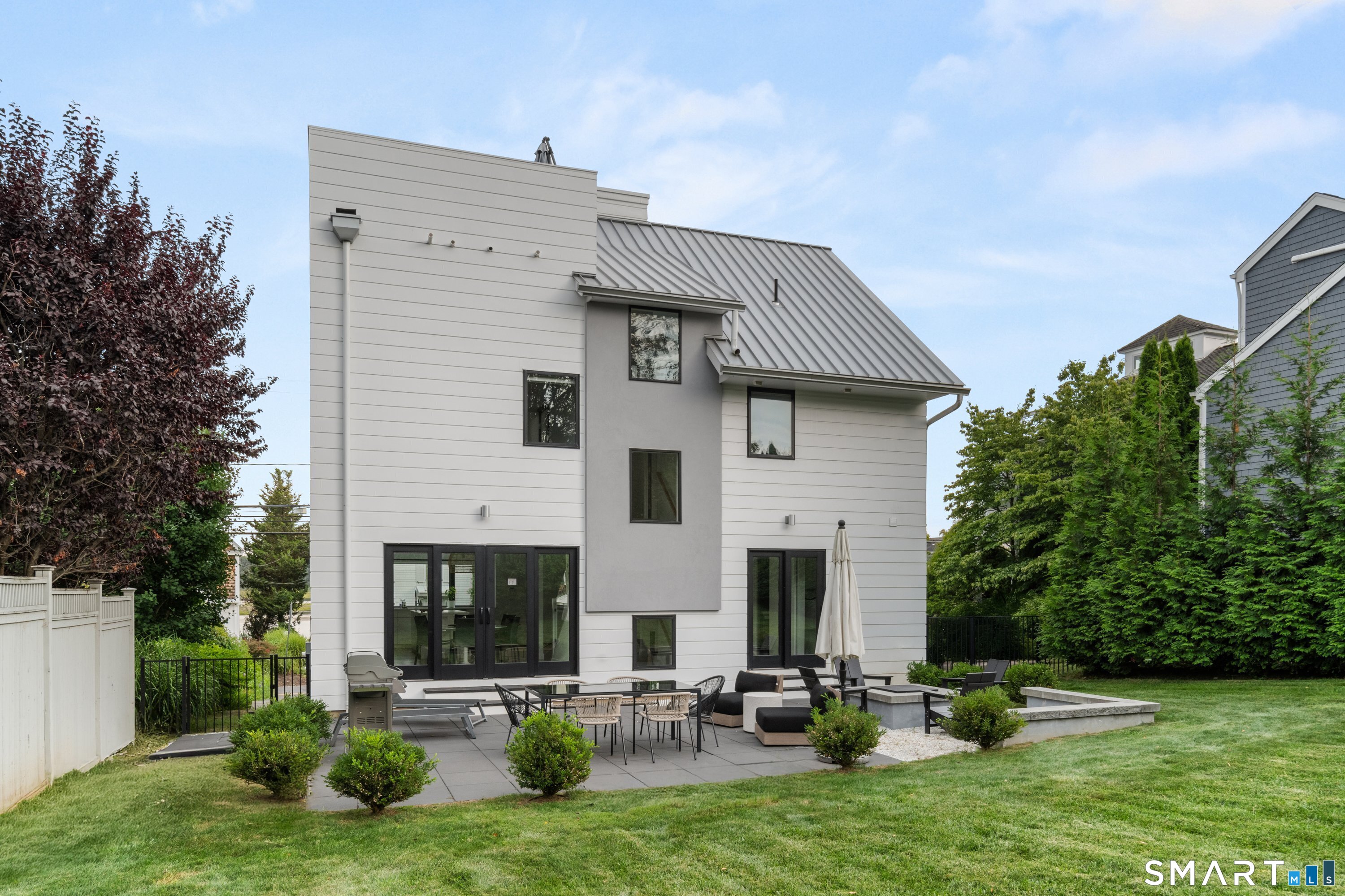 200 Hillspoint Road Westport CT 06880