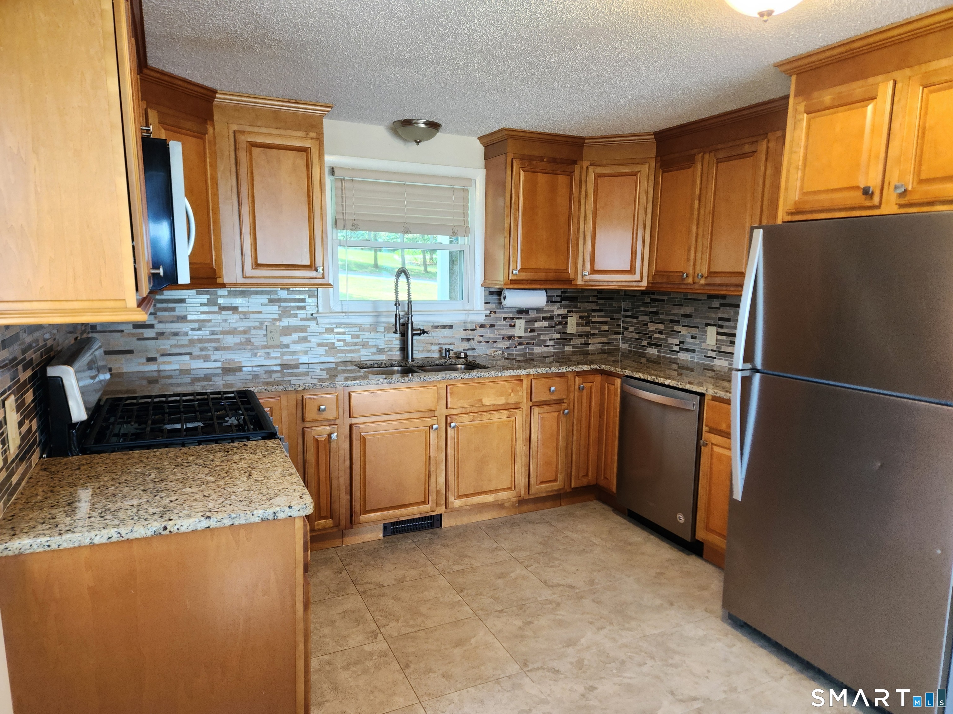 21 Kinne Road Glastonbury CT 06033
