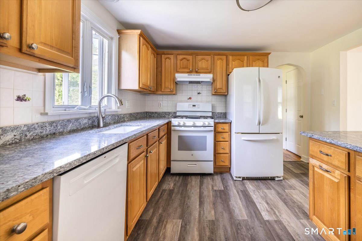 2759 Easton Turnpike Fairfield CT 06825