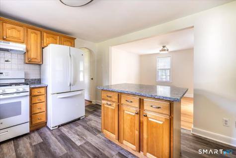 2759 Easton Turnpike Fairfield CT 06825