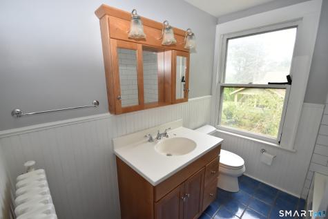 880 South Quaker Lane West Hartford CT 06110