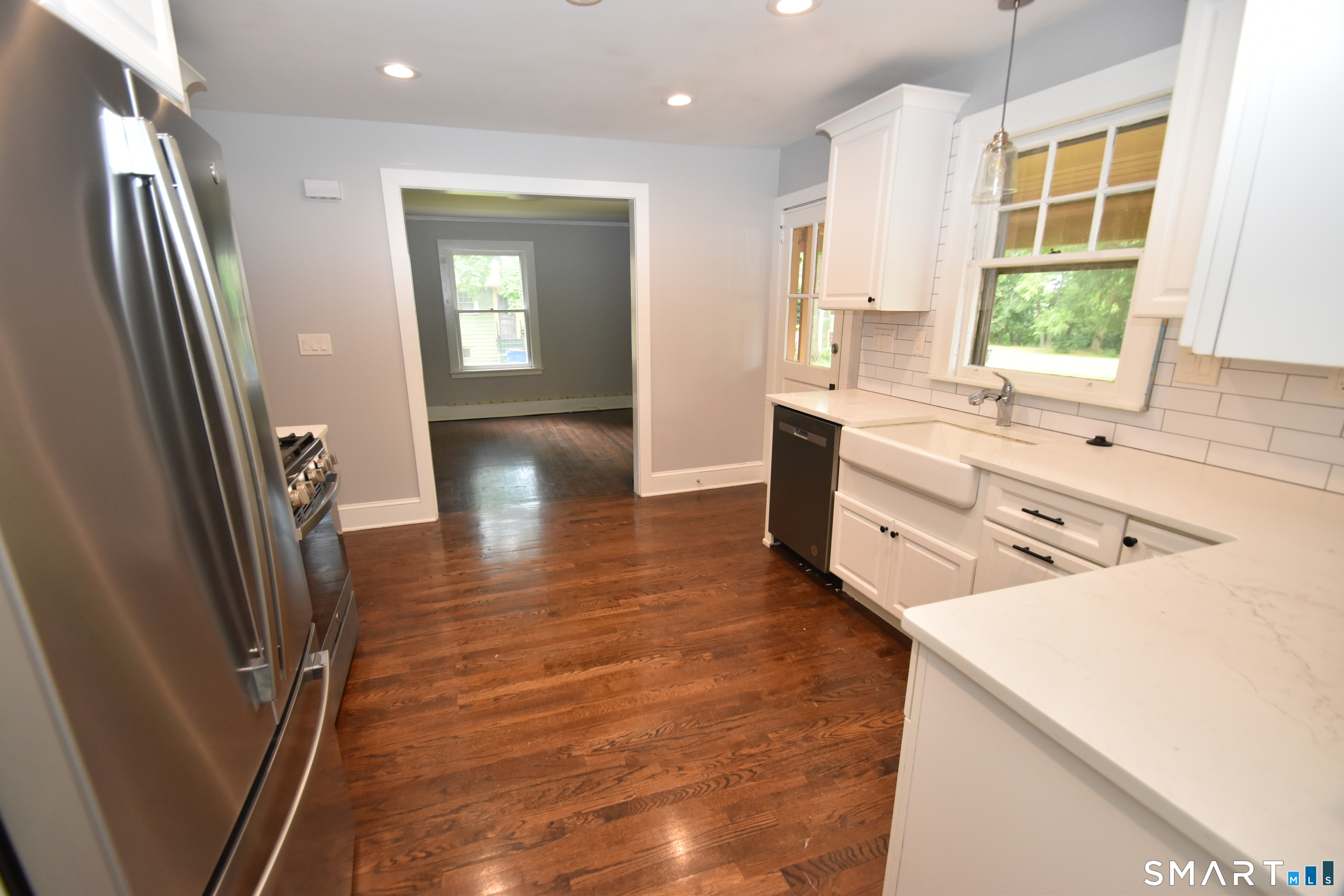 880 South Quaker Lane West Hartford CT 06110