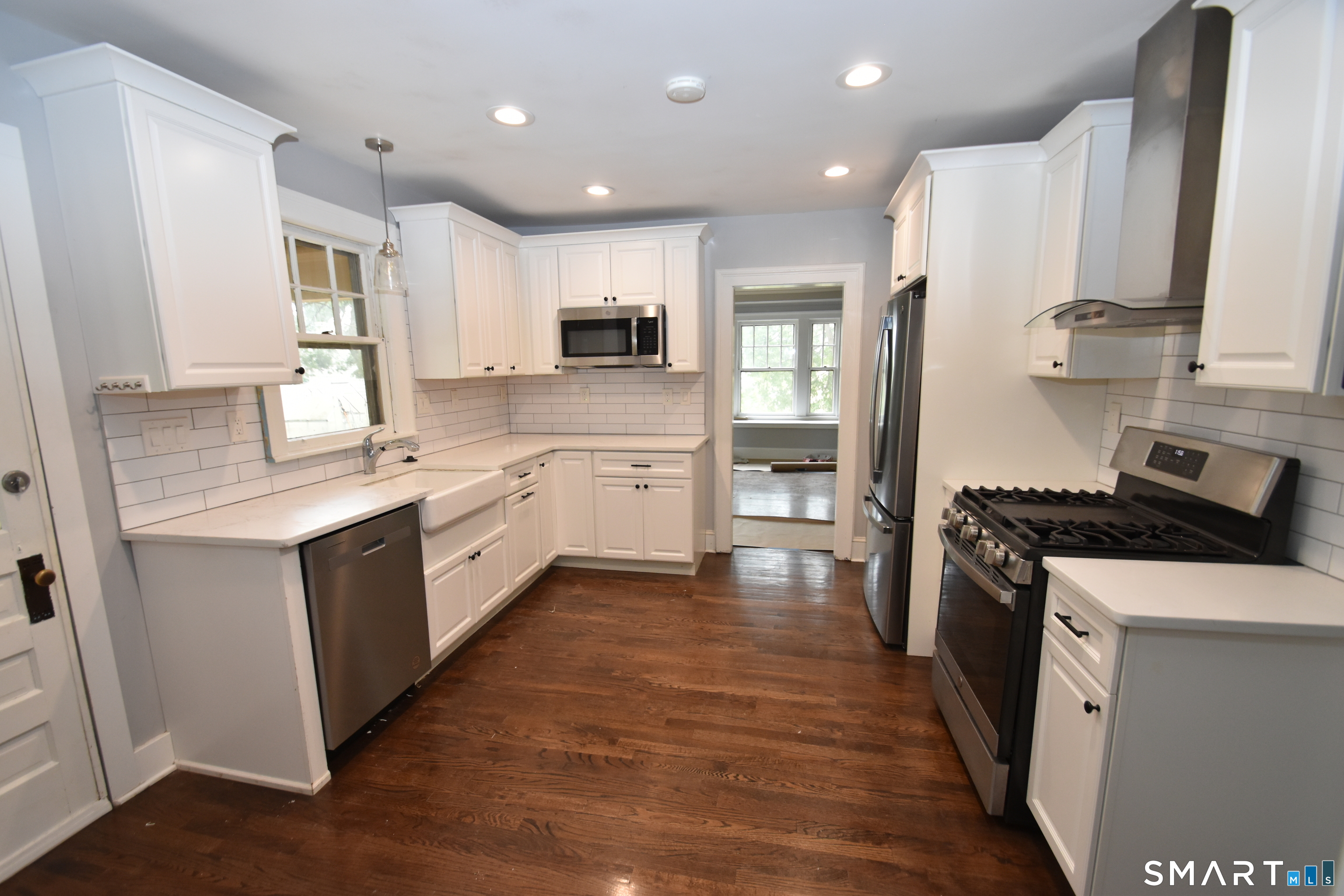 880 South Quaker Lane West Hartford CT 06110