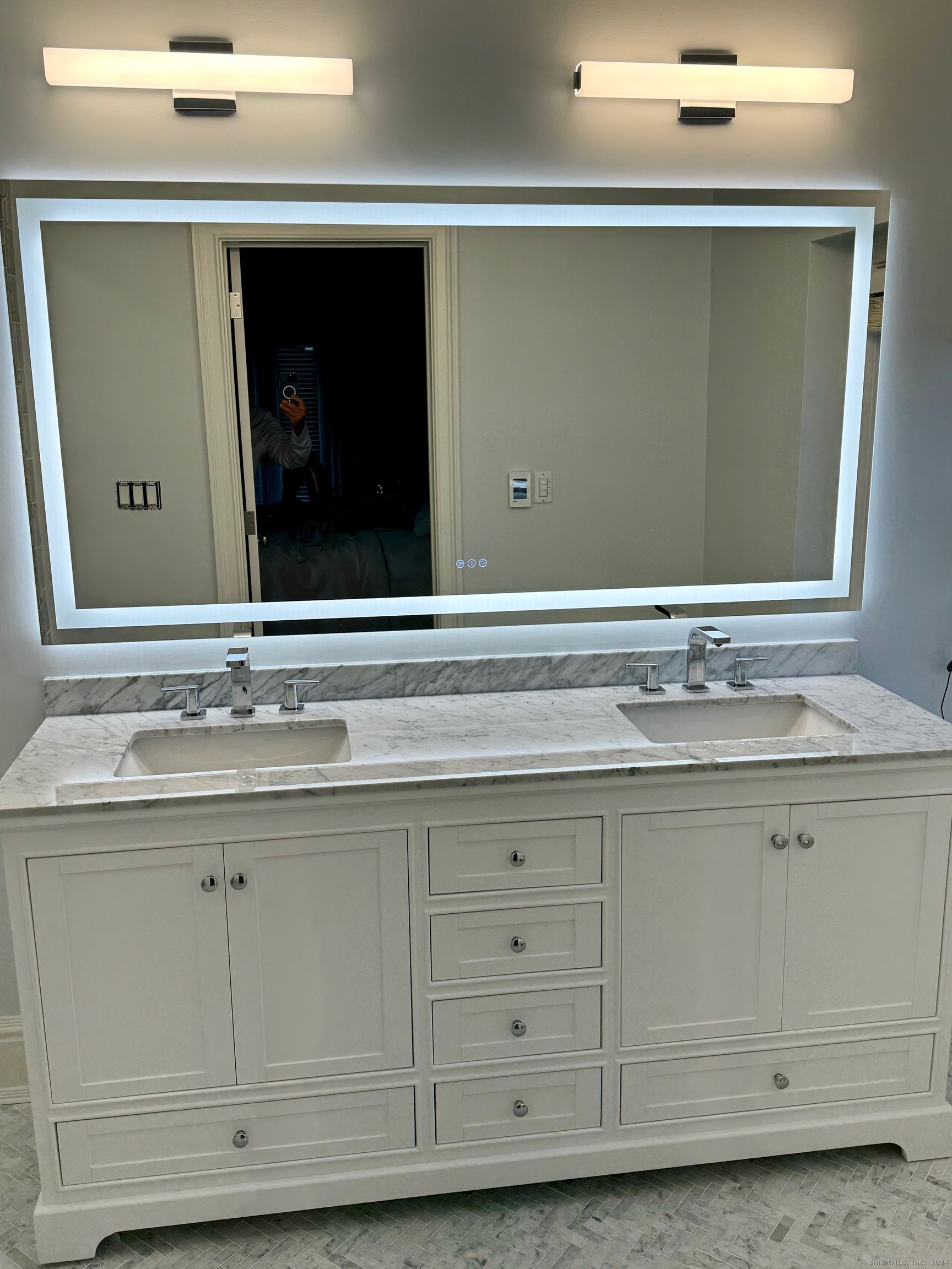 19 Deercliff Road Avon CT 06001