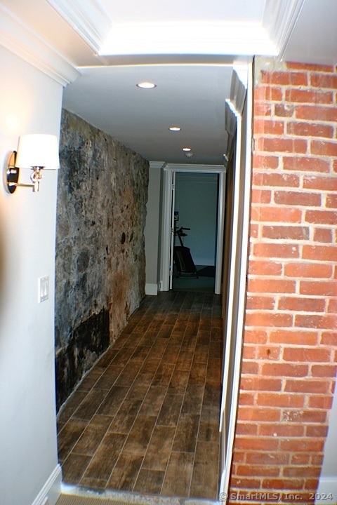 19 Deercliff Road Avon CT 06001