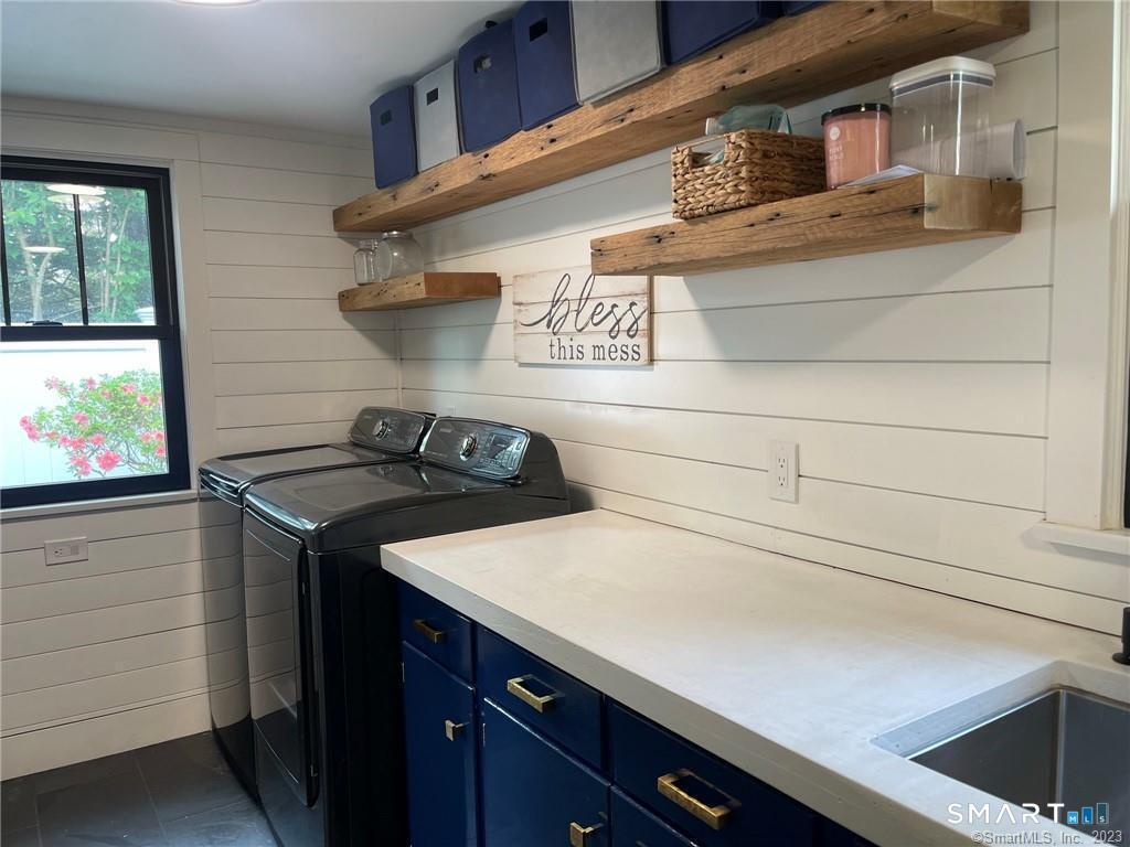 32 Tuxis Road Madison CT 06443