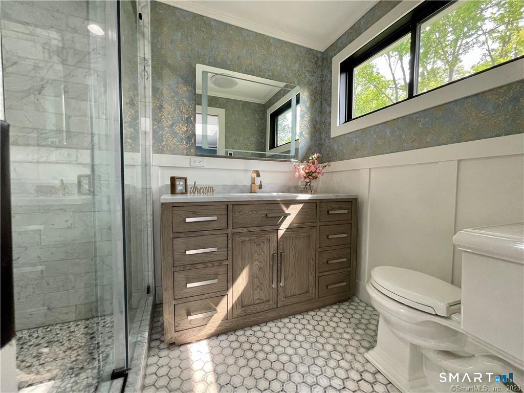 32 Tuxis Road Madison CT 06443