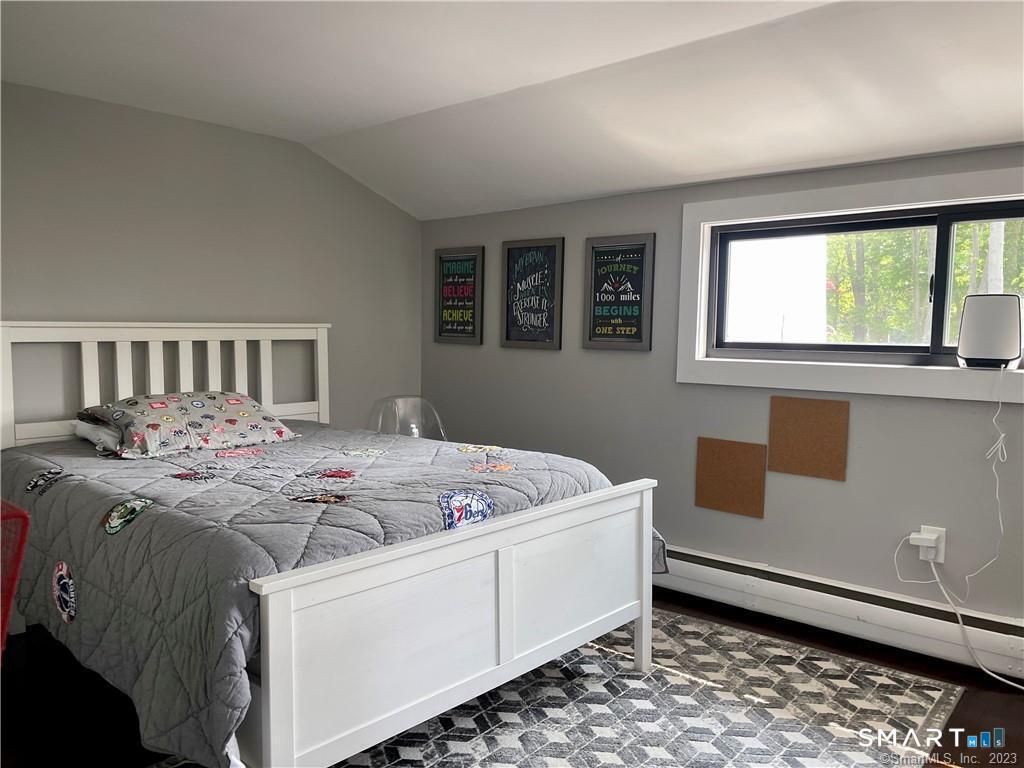 32 Tuxis Road Madison CT 06443