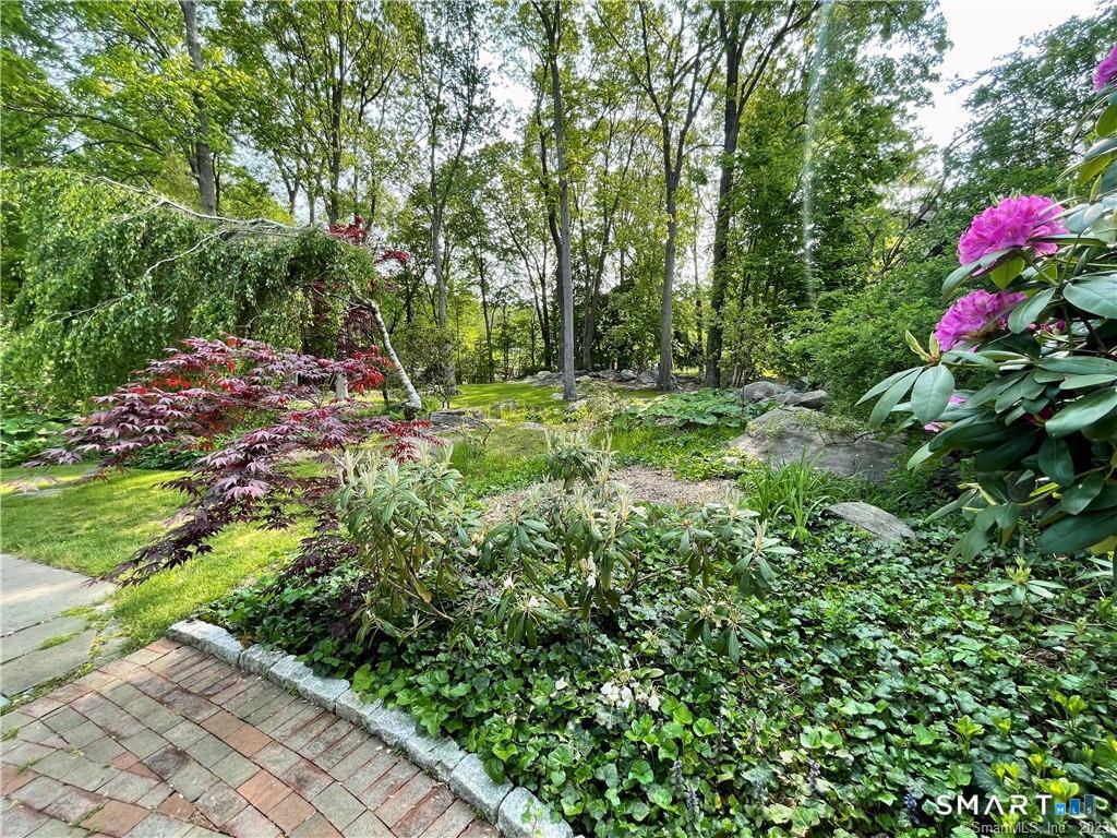 32 Tuxis Road Madison CT 06443