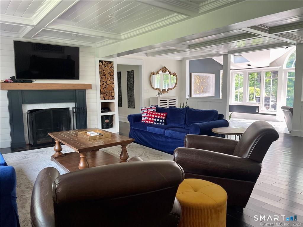 32 Tuxis Road Madison CT 06443